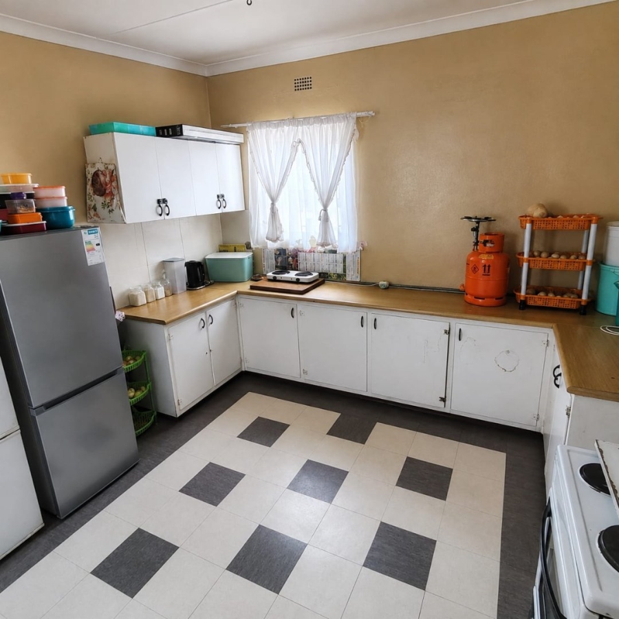 8 Bedroom Property for Sale in Amalinda Eastern Cape